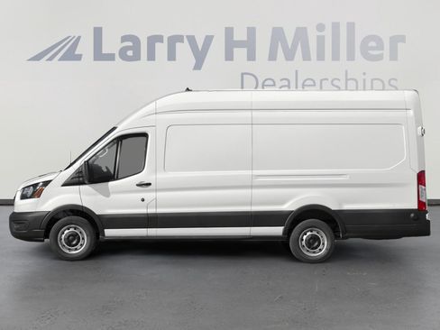 Used 2025 Ford Transit 250 148 High Roof image 3
