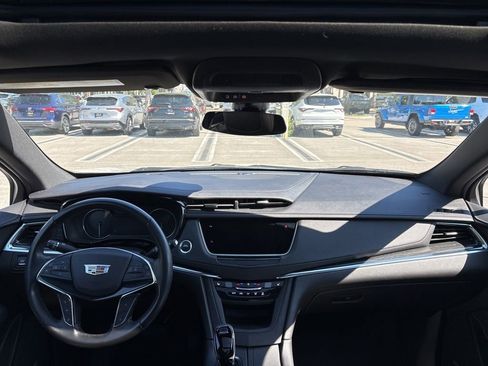 Used 2022 Cadillac XT5 Premium Luxury FWD image 20