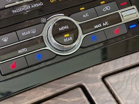 Used 2019 Lincoln Navigator Reserve AWD/4WD image 21