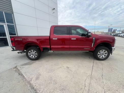 Used 2025 Ford F250 Lariat w/ Chrome Package AWD/4WD image 2