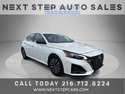 Used 2024 Nissan Altima 2.5 SV