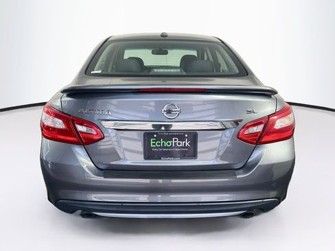 Used 2016 Nissan Altima 2.5 SL w/ 2.5 Technology w/LED Package FWD image 7