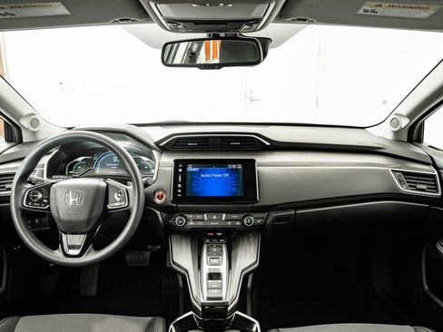 Used 2019 Honda Clarity Plug-In Hybrid image 4