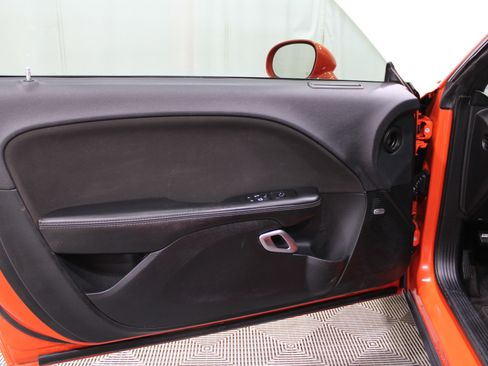 Used 2017 Dodge Challenger SXT w/ Sound Group image 6