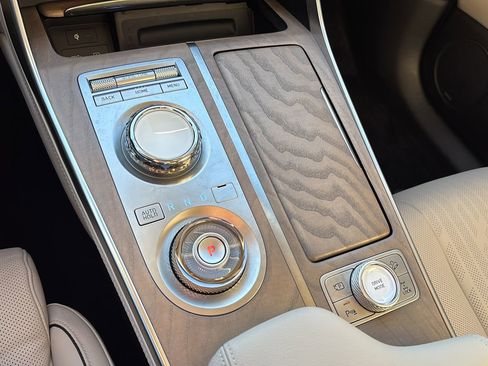 Used 2023 Genesis GV80 2.5T w/ Prestige 20" Package image 34