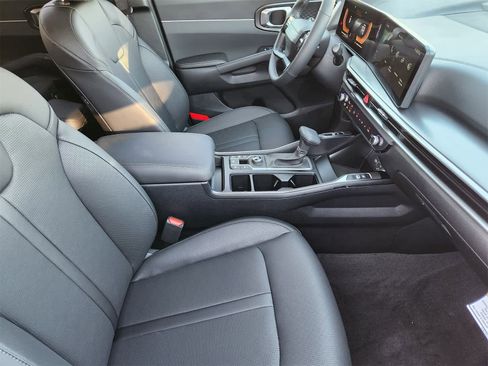 New 2026 Kia Sorento S w/ S Panoramic Sunroof Package image 11