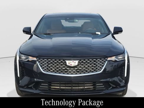 Used 2020 Cadillac CT4 Premium Luxury image 2