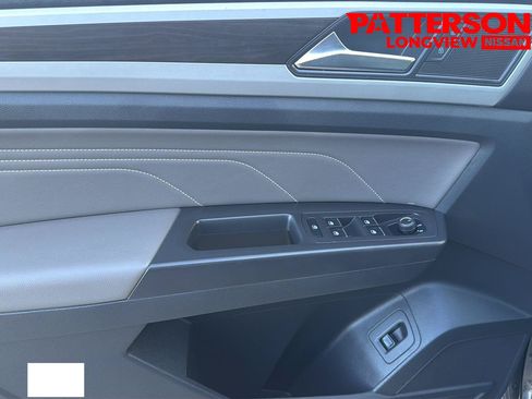 Used 2023 Volkswagen Atlas SE FWD image 13