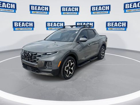 Used 2023 Hyundai Santa Cruz Limited w/ Tow & Go Package AWD/4WD image 4