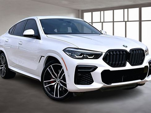 Used 2023 BMW X6 xDrive40i w/ M Sport Package image 11