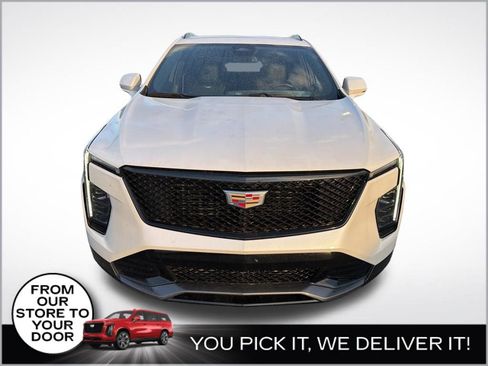 Used 2024 Cadillac XT4 Sport w/ Cold Weather Package image 3
