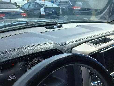 Used 2014 RAM 1500 Laramie w/ Convenience Group image 15