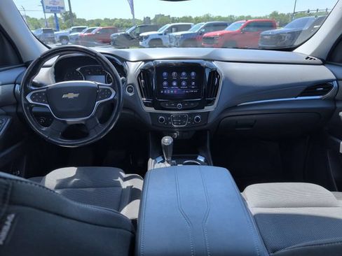 Used 2020 Chevrolet Traverse LT w/ Driver Confidence II Package AWD/4WD image 15