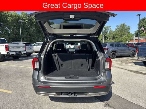 Used 2025 Ford Explorer Active w/ Active Comfort Package AWD/4WD image 26
