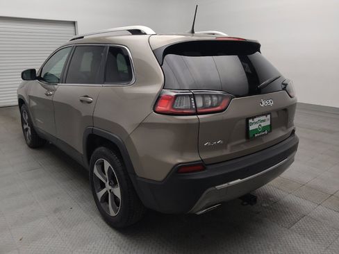 Used 2019 Jeep Cherokee Limited AWD/4WD image 5