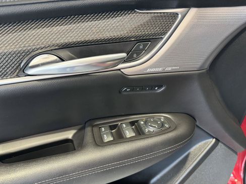 Used 2020 Cadillac XT5 Sportv AWD/4WD image 6
