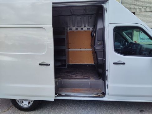 Used 2020 Nissan NV 2500 SV w/ Navigation Package image 17