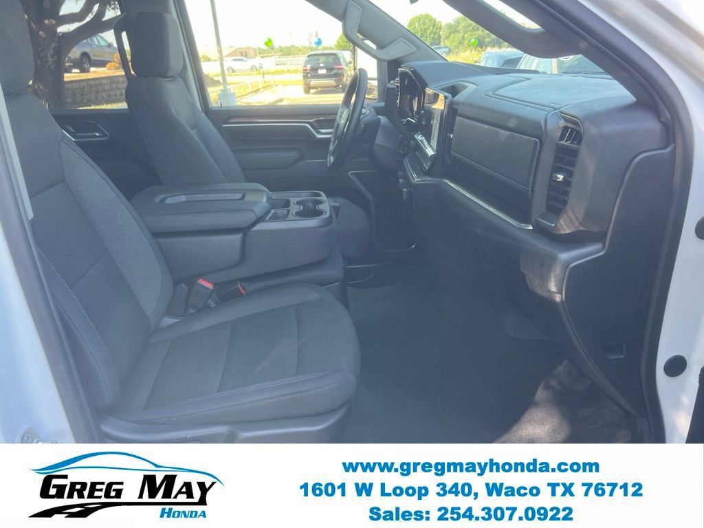 Used 2026 Chevrolet Silverado 2500 LT AWD/4WD image 13