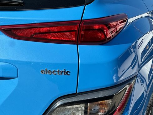 Used 2023 Hyundai Kona SEL w/ Cargo Package image 28