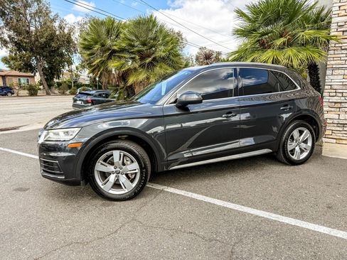 Used 2019 Audi Q5 2.0T Premium Plus w/ Premium Plus Package image 5