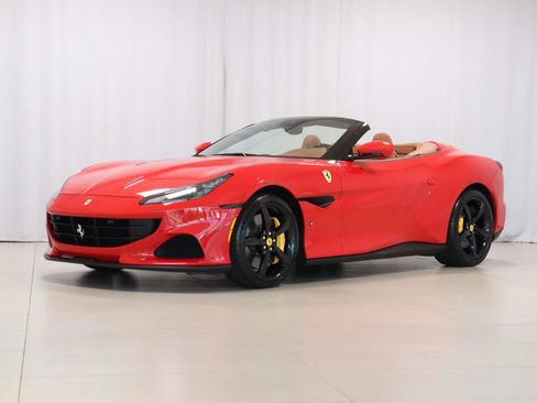 Used 2023 Ferrari Portofino M RWD image 3