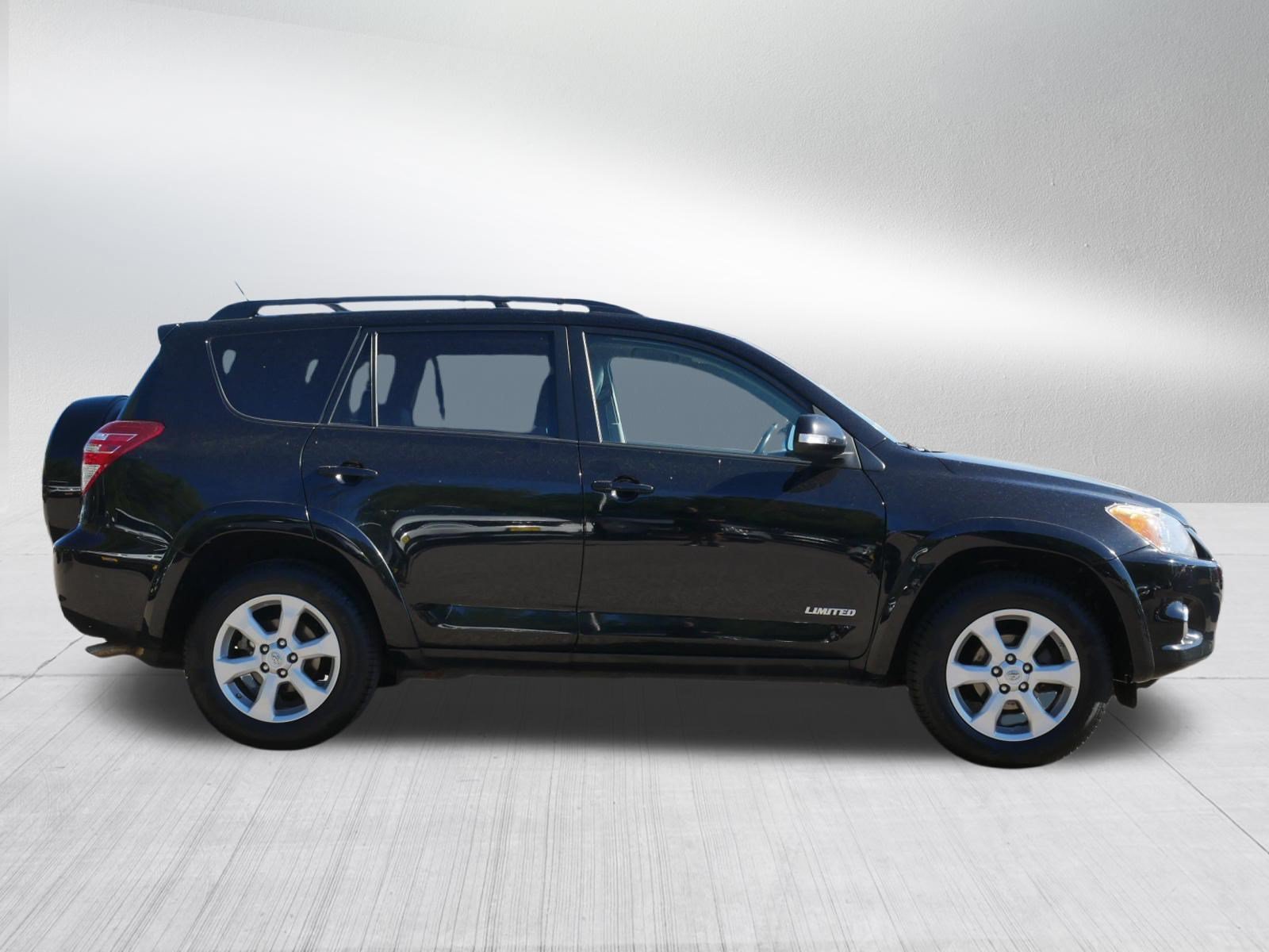 Used 2011 Toyota RAV4 Limited w/ Limited Extra Value Pkg AWD/4WD image 8