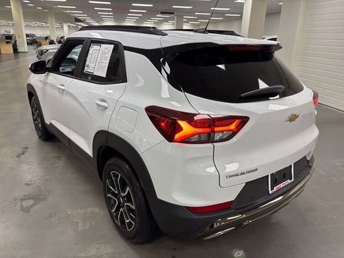 Used 2021 Chevrolet TrailBlazer ACTIV w/ Sun and Liftgate Package image 7