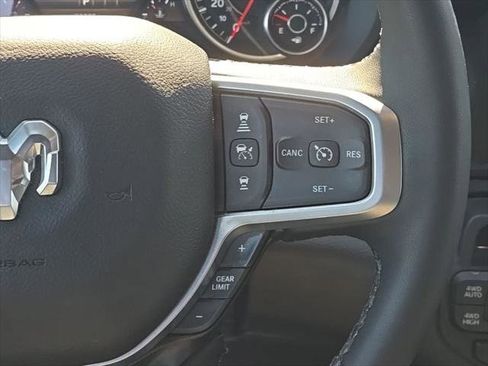 Certified 2025 RAM 1500 Big Horn AWD/4WD image 29