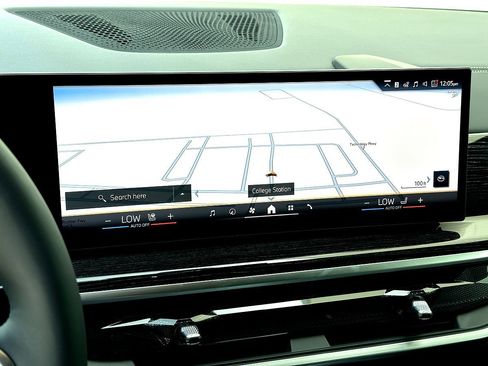 New 2026 BMW X5 xDrive40i w/ M Sport Package image 12