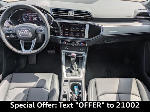 New 2025 Audi Q3 2.0T Premium image 17