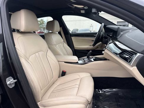 Used 2020 BMW 540i xDrive w/ Premium Package image 20