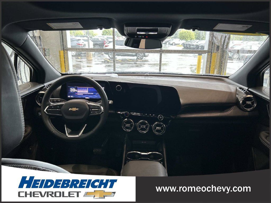 Used 2024 Chevrolet Blazer EV LT AWD/4WD image 16