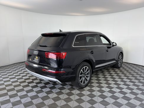 Used 2017 Audi Q7 3.0T Premium Plus w/ Premium Plus Package AWD/4WD image 11