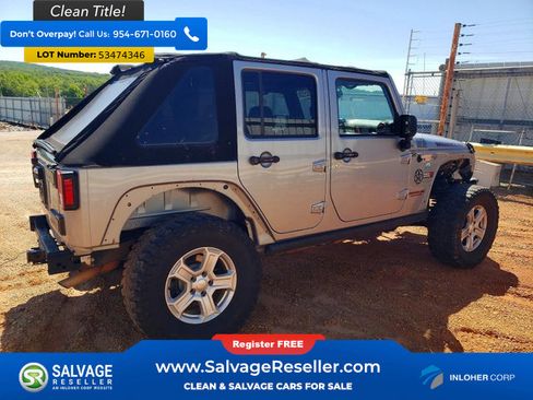 Used 2015 Jeep Wrangler Unlimited Sahara AWD/4WD image 4
