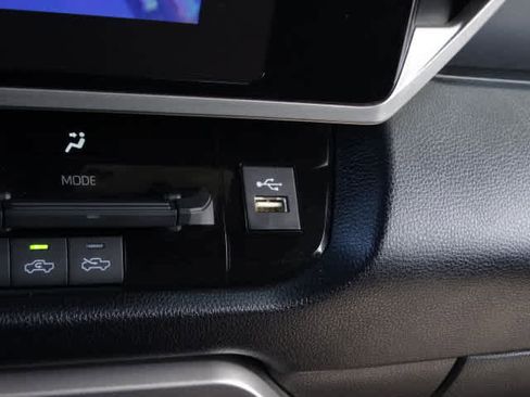 Used 2025 Toyota Tundra SR5 image 33