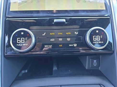 New 2026 Land Rover Discovery Dynamic SE AWD/4WD image 22
