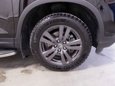 Used 2017 Honda Ridgeline Sport image 11