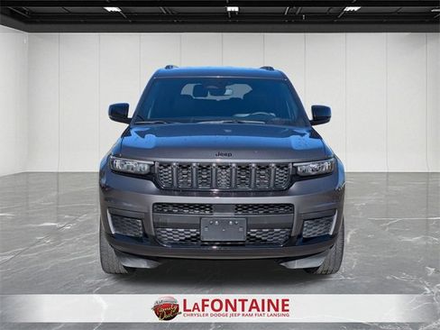 Certified 2023 Jeep Grand Cherokee L Laredo image 8