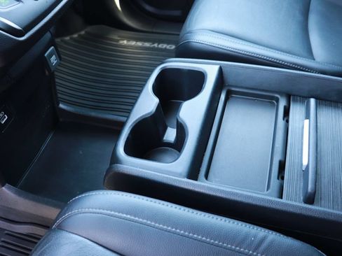 Used 2022 Honda Odyssey EX-L image 17