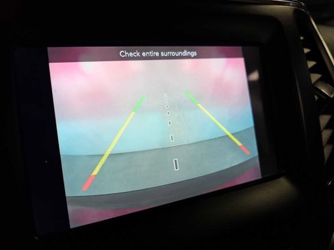 Used 2020 Jeep Cherokee Latitude image 16