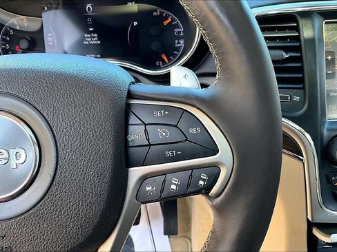 Used 2014 Jeep Grand Cherokee Overland w/ Advanced Technology Group RWD image 12