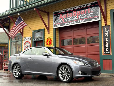Used 2015 Lexus IS 250C image 3