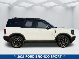 New 2025 Ford Bronco Sport Outer Banks AWD/4WD video 3