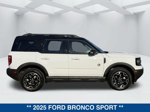 New 2025 Ford Bronco Sport Outer Banks AWD/4WD image 3