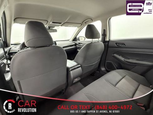 Used 2024 Nissan Altima 2.5 SV image 42