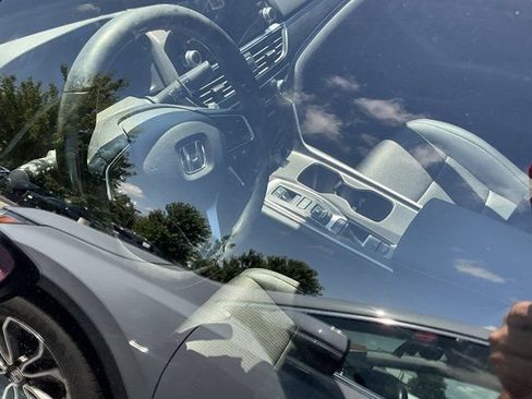 Used 2021 Honda Accord Sport image 28