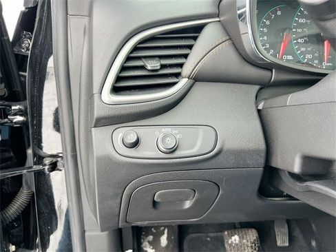 Used 2022 Chevrolet Trax LS w/ Tint and Cruise Package image 16