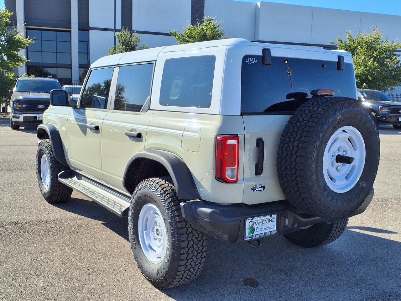 New 2026 Ford Bronco Heritage Edition AWD/4WD image 6