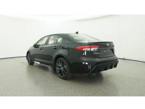 Used 2026 Toyota Corolla SE FWD image 26