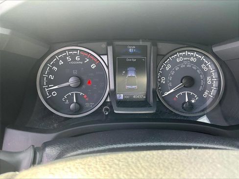 Used 2022 Toyota Tacoma TRD Sport w/ Technology Package AWD/4WD image 21